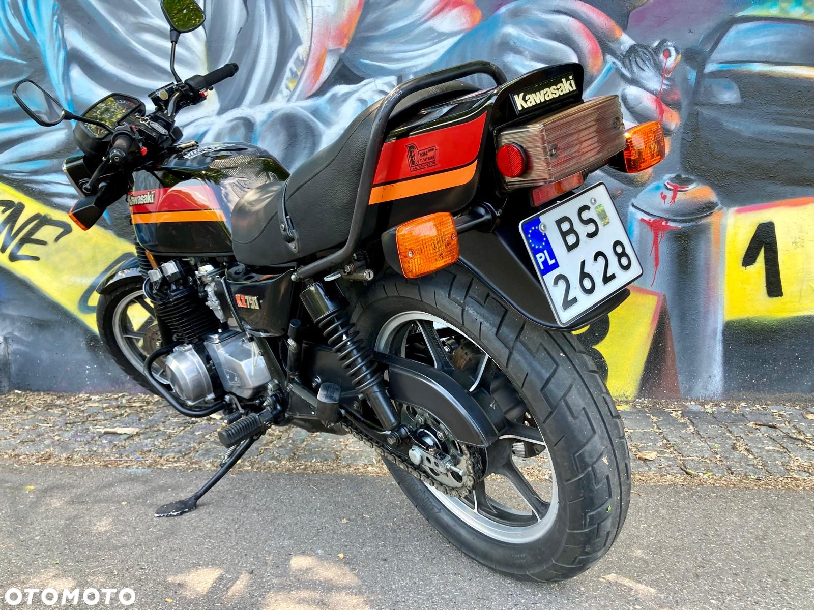 Kawasaki KZ - 8