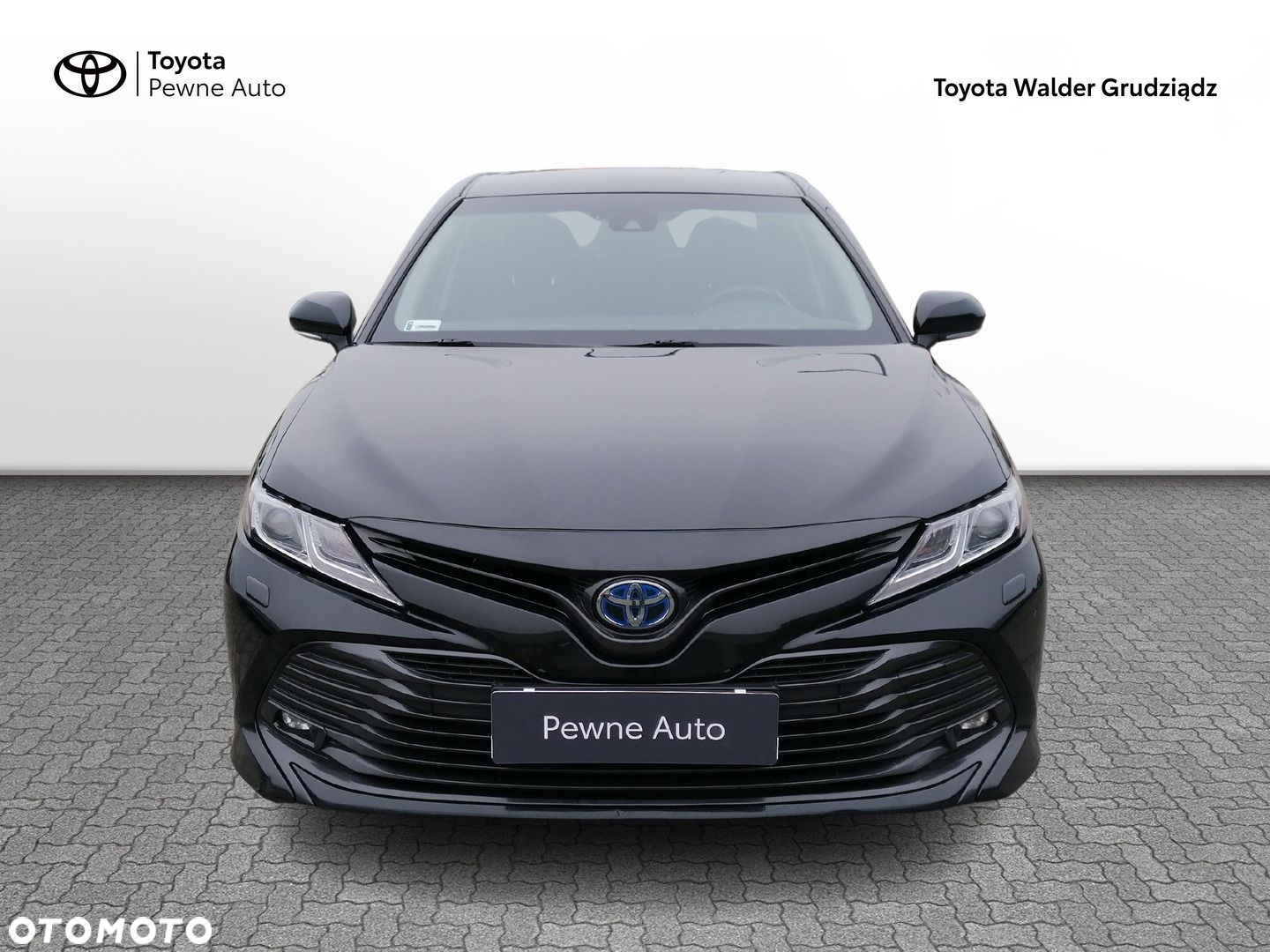 Toyota Camry - 7