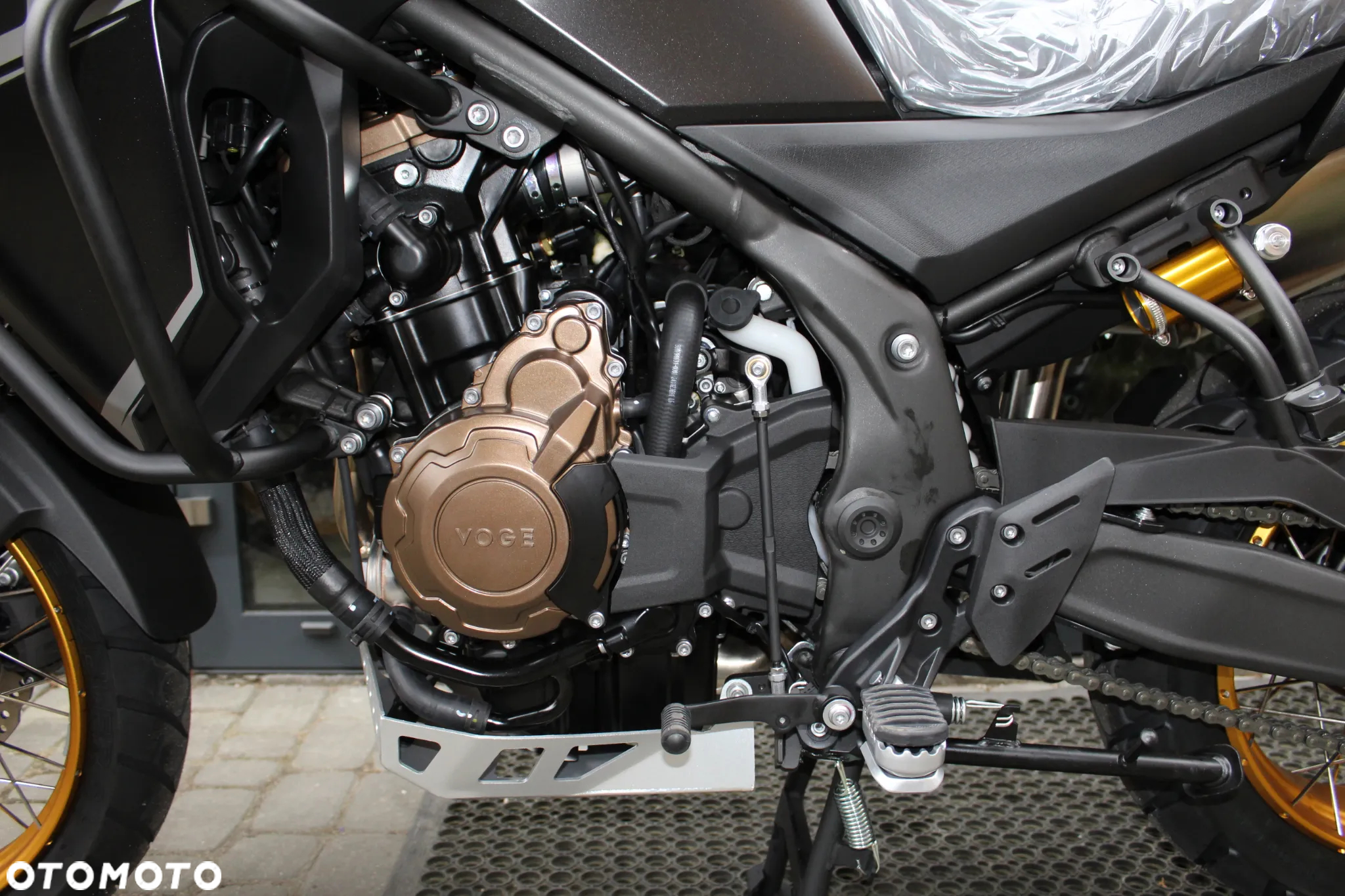 VOGE 625DSX - 9