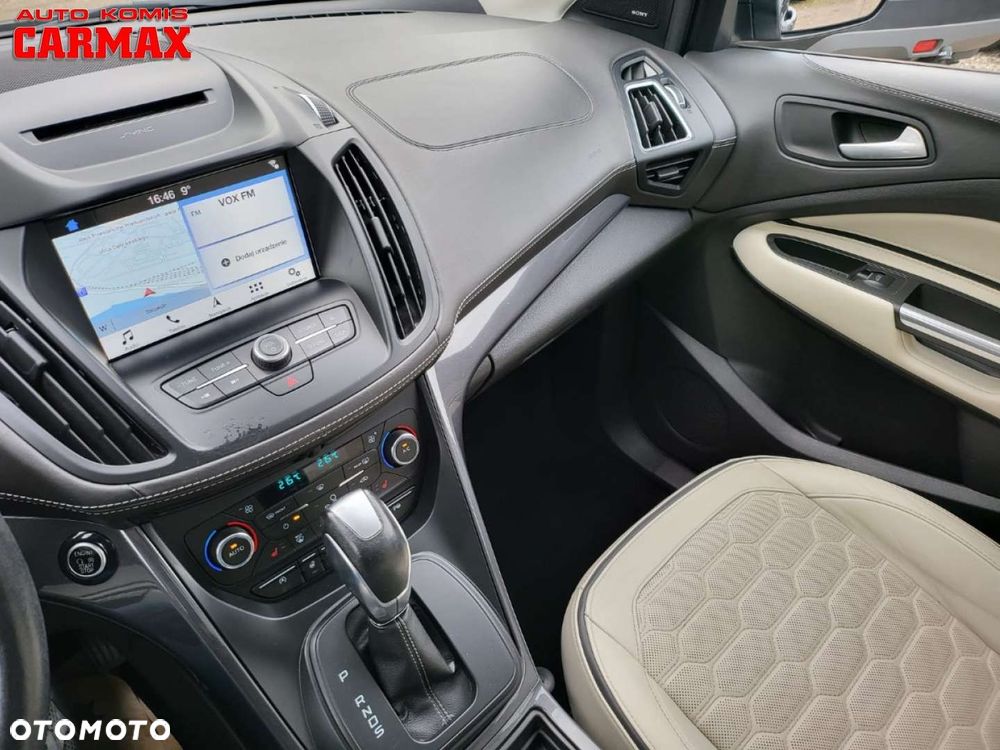 Ford Kuga 2.0 TDCi 4x4 Vignale - 28