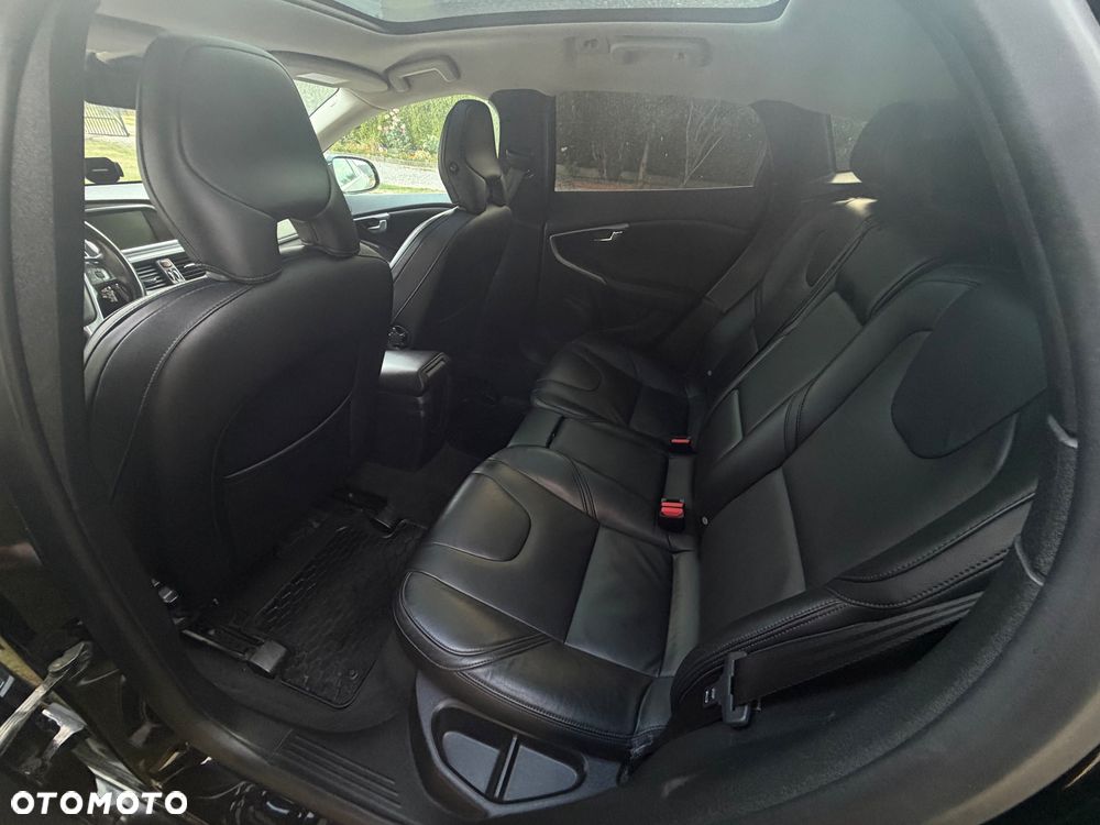 Volvo V40 D3 Momentum - 10