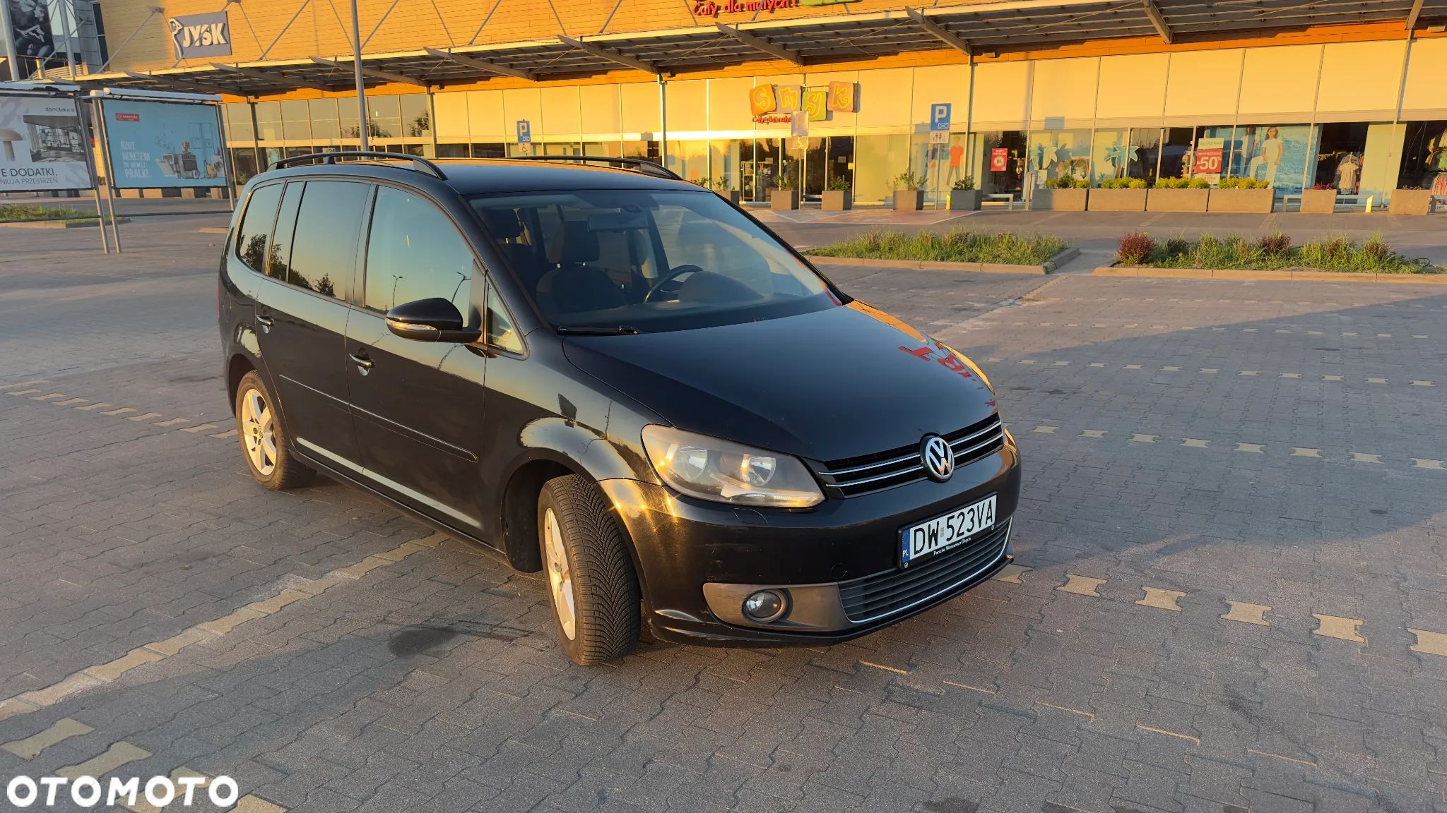 Volkswagen Touran 1.6 TDI DPF BlueMot Trendline - 1