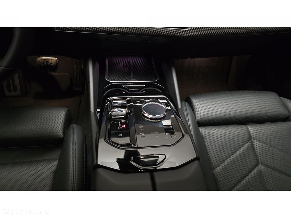 BMW Seria 5 - 22