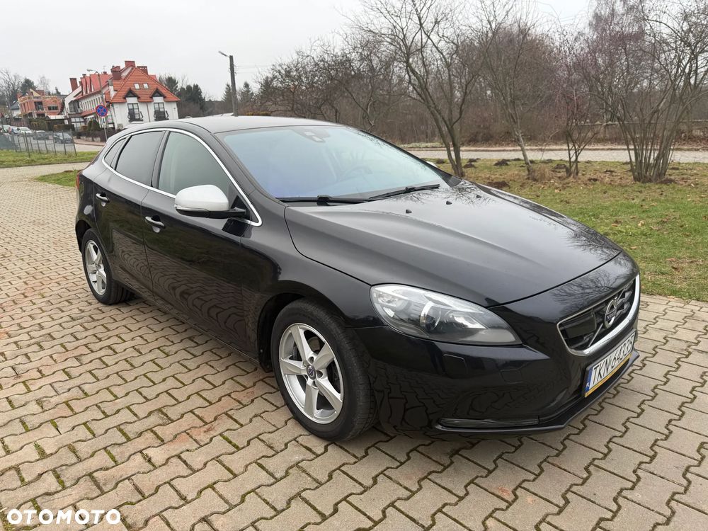 Volvo V40 D2 Momentum - 12