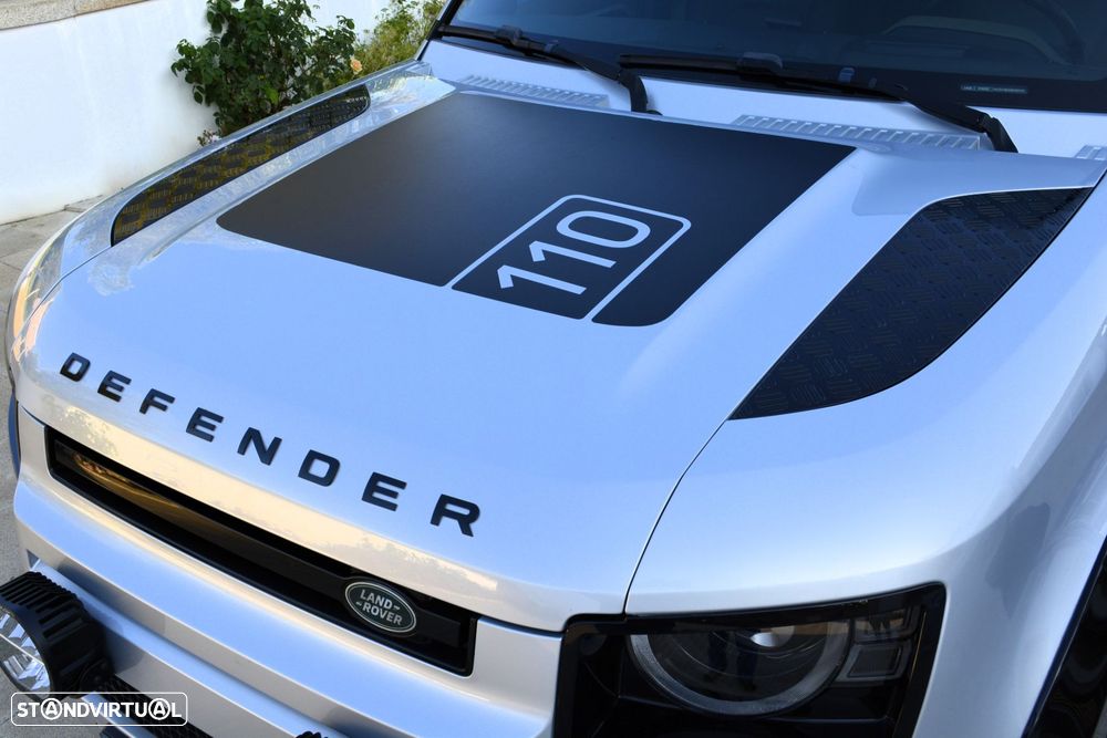 Land Rover Defender 3.0 I6 130 AWD X-Dynamic HSE - 38