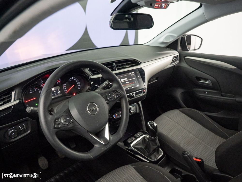 Opel Corsa 1.2 Edition — fotografia 11