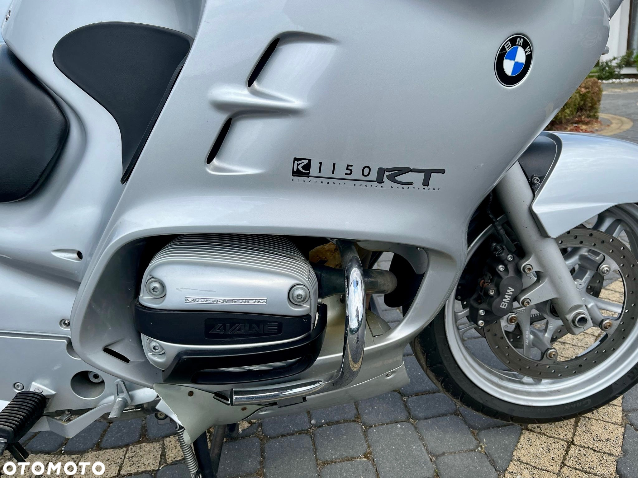 BMW RT - 12