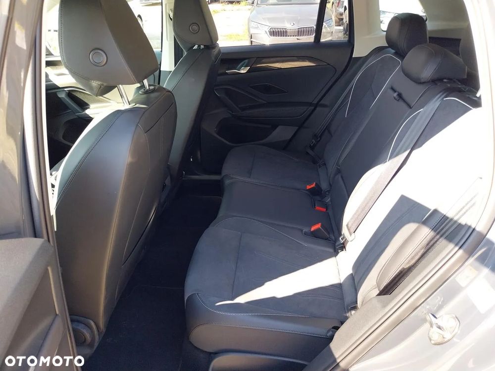 Volkswagen Tiguan - 22