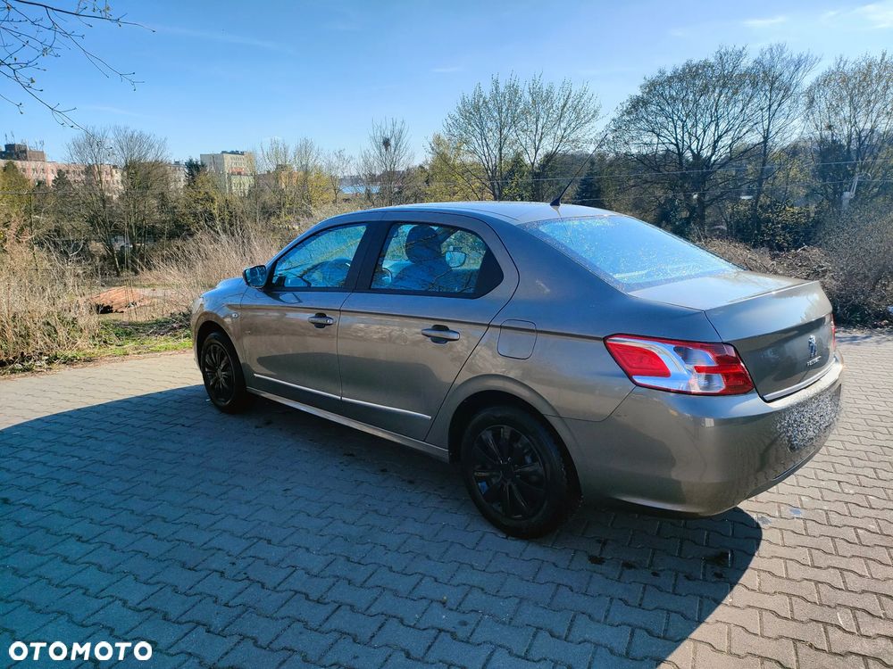 Peugeot 301 1.2 Pure Tech Active - 5