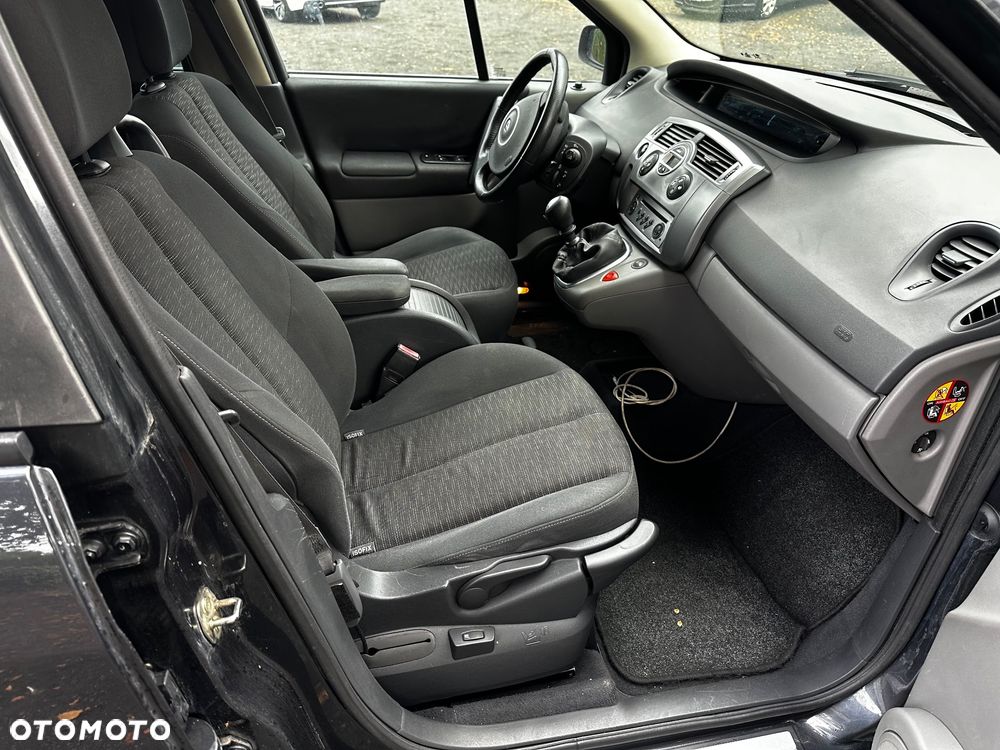 Renault Grand Scenic Gr 2.0 Luxe Expression - 21