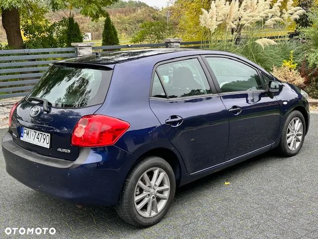 Toyota Auris 1.4 VVT-i Luna - 4