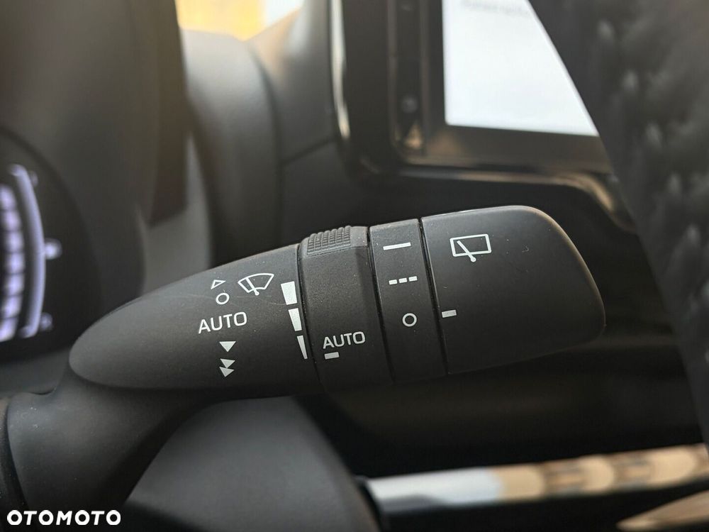 Toyota Yaris Cross Hybrid 1.5 Comfort - 31