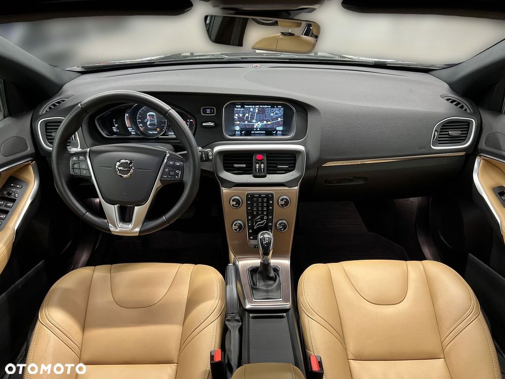 Volvo V40 - 14