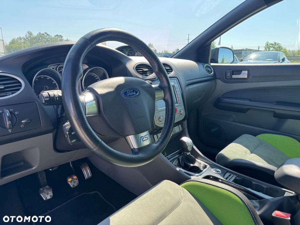 Ford Focus - 11