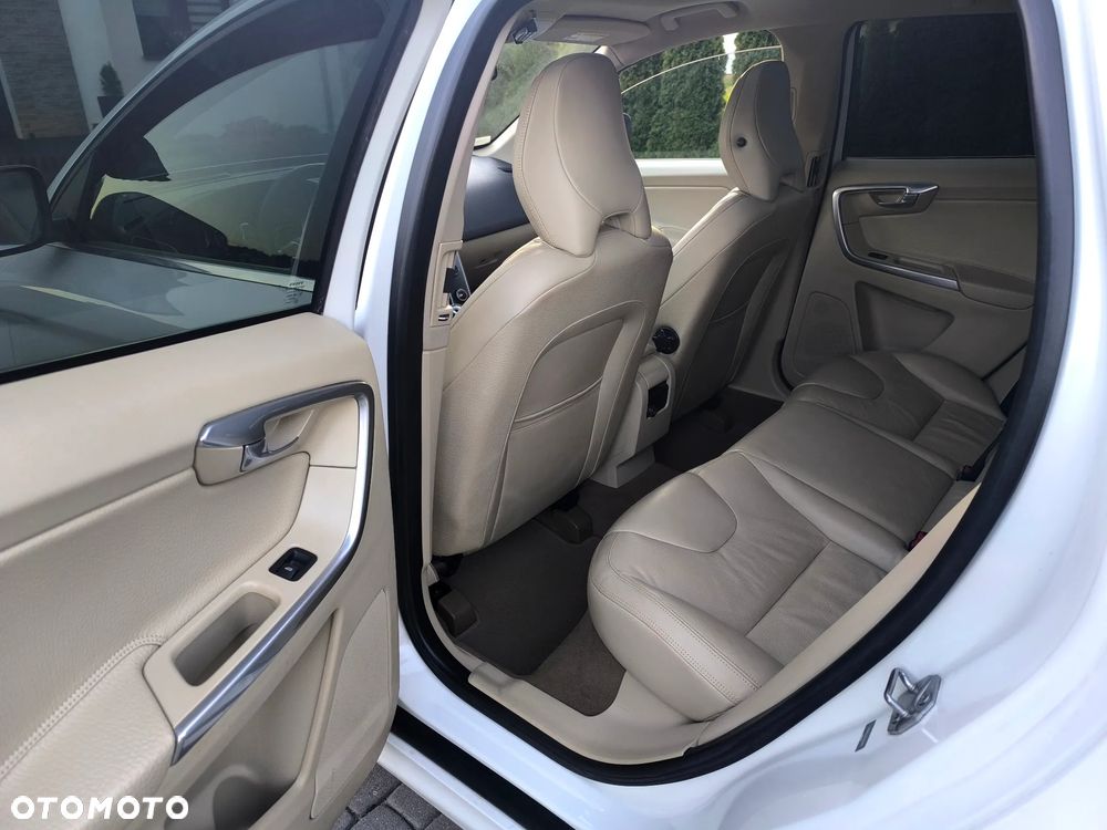Volvo XC 60 - 10