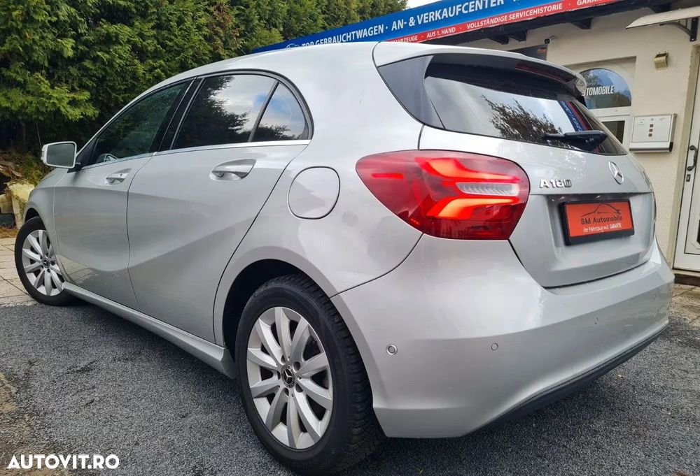 Mercedes-Benz A 180 (BlueEFFICIENCY) 7G-DCT - 21