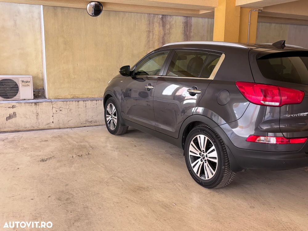 Kia Sportage 2.0 DSL HP 6MT 4x4 Style - 12