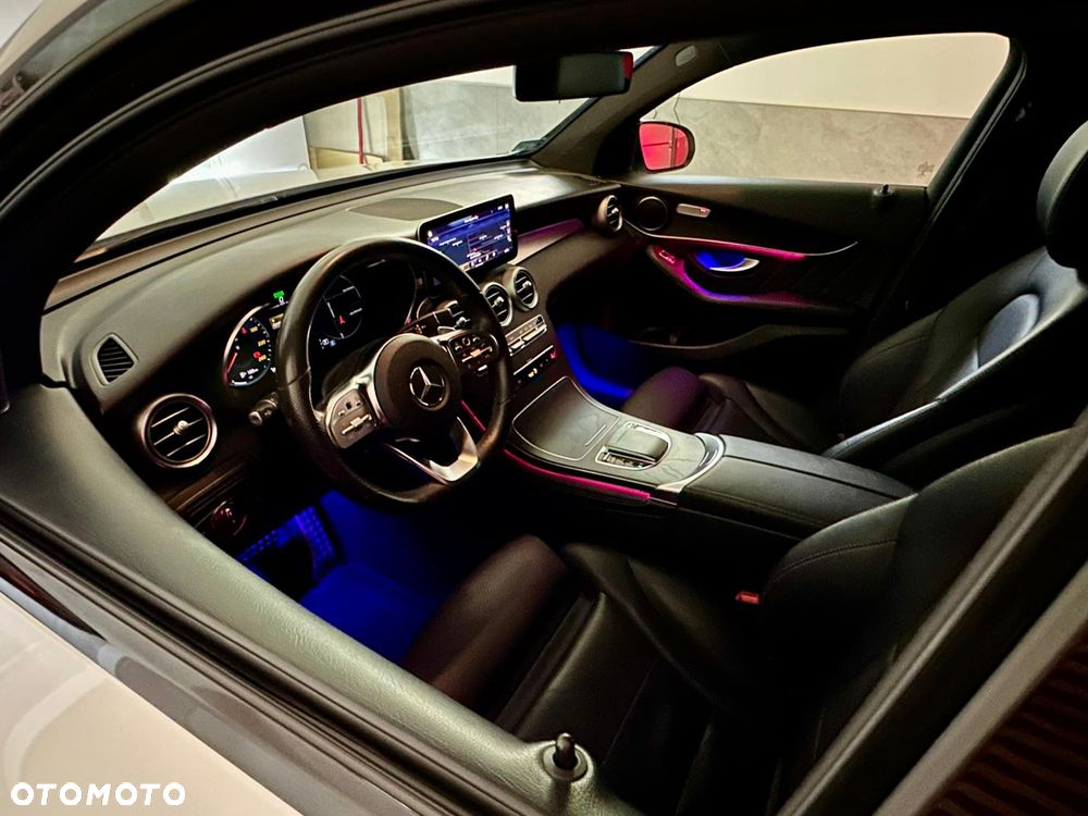 Mercedes-Benz GLC - 28