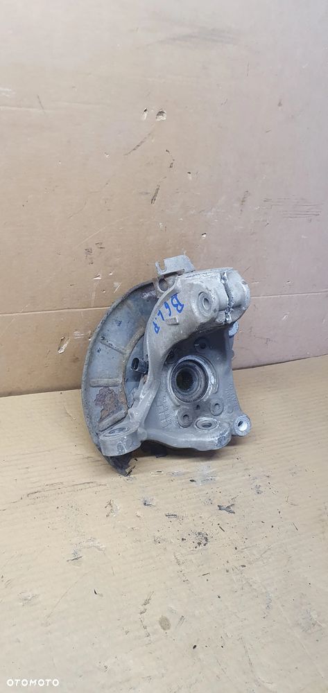 Zwrotnica piasta lewy przód przednia lewa VW Passat B6 2.0 FSI - 7