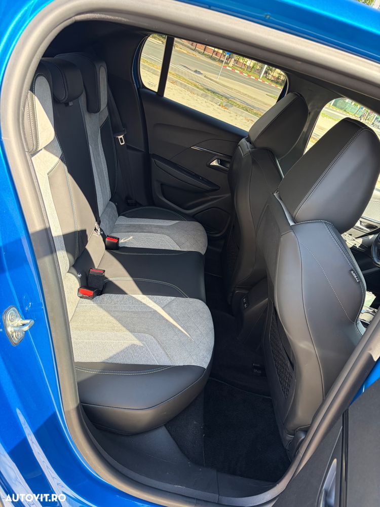 Peugeot 208 e-208 GT Pack - 26