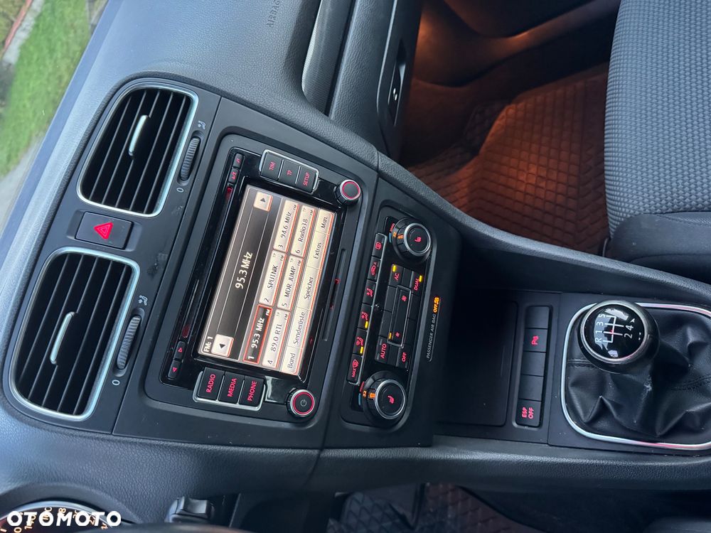 Volkswagen Golf - 27