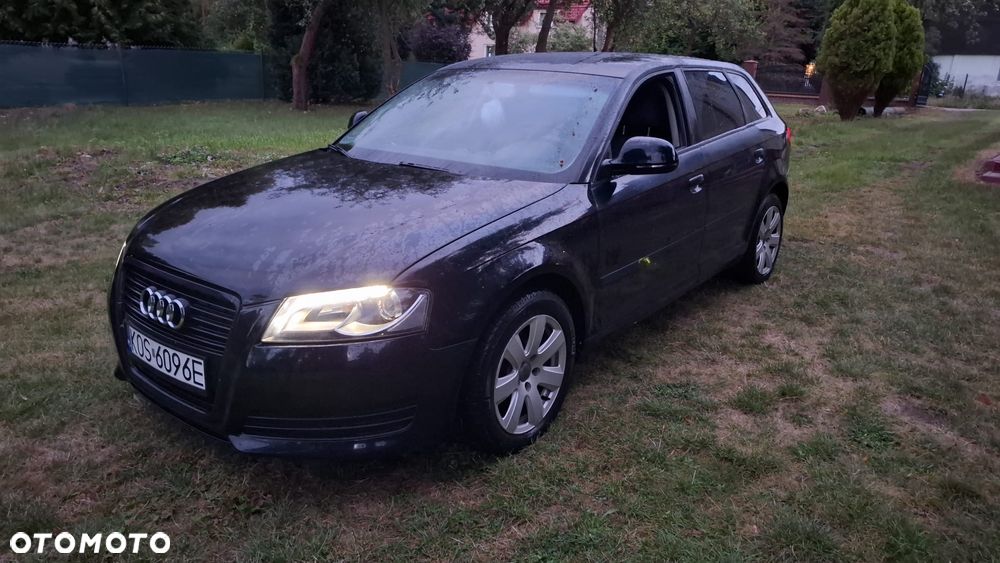 Audi A3 Sportback 1.4 TFSI Ambiente - 2