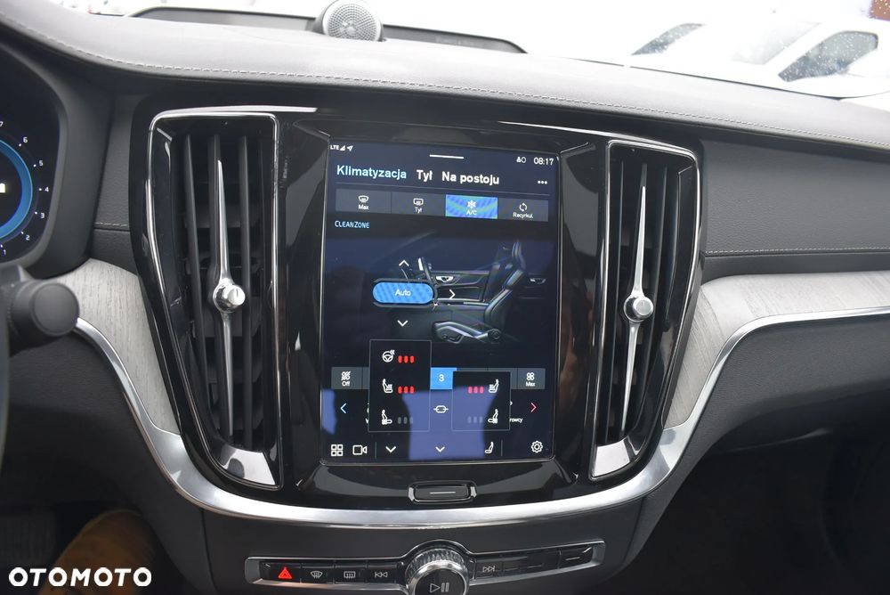 Volvo S60 B5 B AWD Ultimate Dark - 30