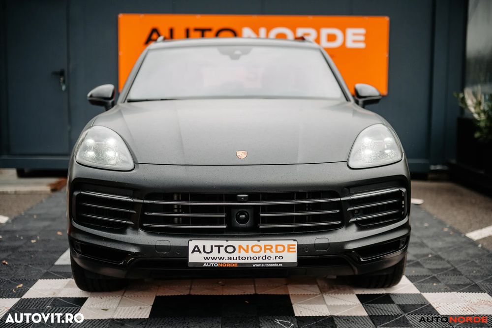 Porsche Cayenne E-Hybrid Tiptronic S - 6