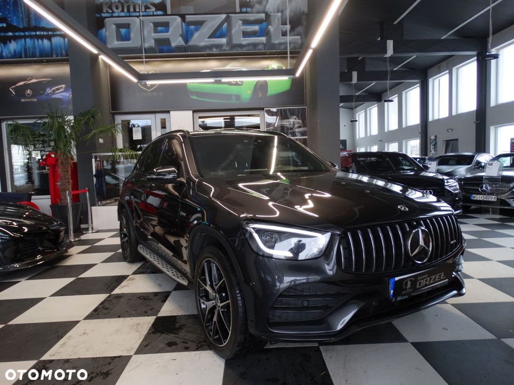 Mercedes-Benz GLC - 1