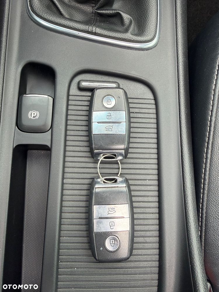 Kia Ceed 1.6 CRDi 128 ISG Platinum Edition - 34