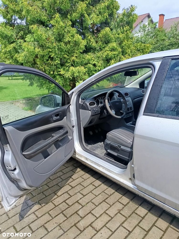 Ford Focus 1.6 TDCi Silver X - 13