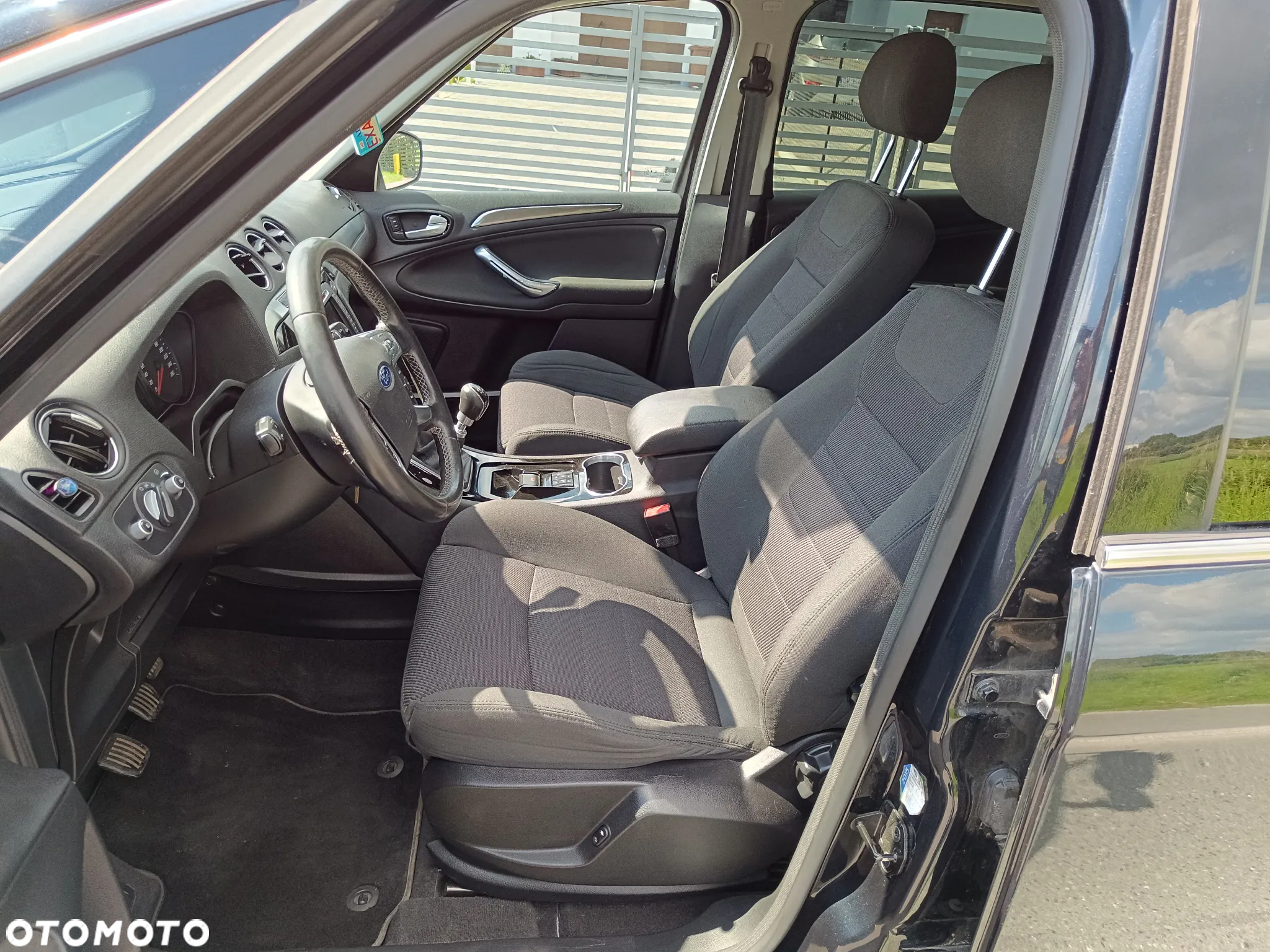 Ford S-Max 2.0 TDCi DPF Titanium - 13