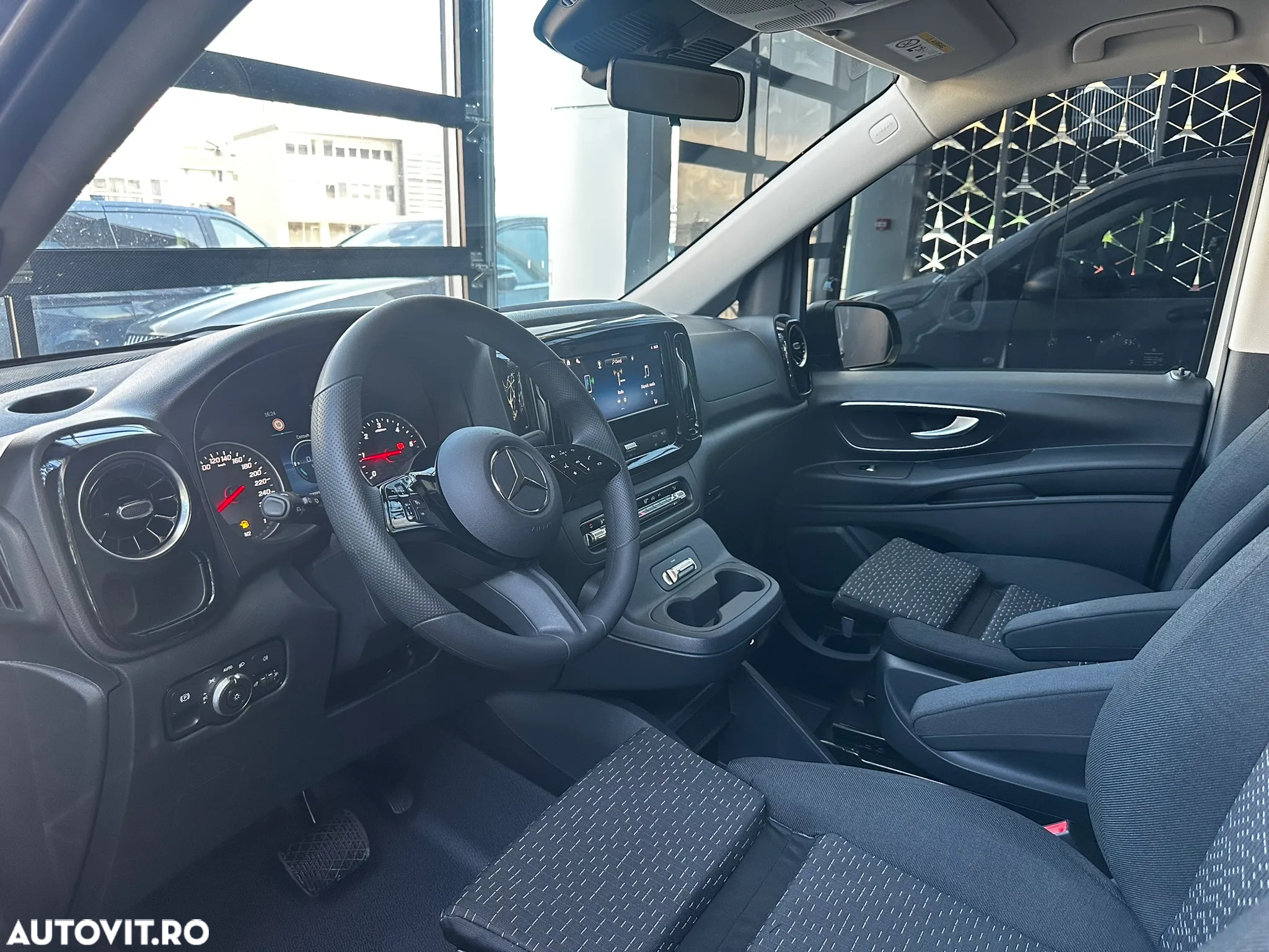 Mercedes-Benz Vito Tourer Extra-Lung 114 CDI 136CP RWD 9AT Pro - 8