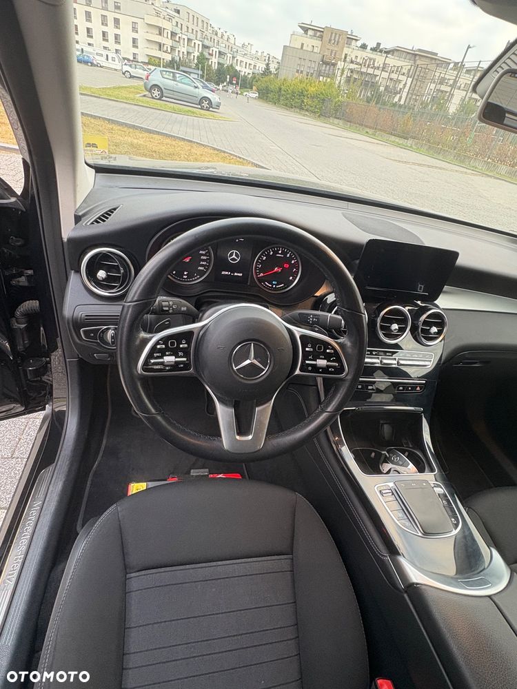Mercedes-Benz GLC 200 - 9