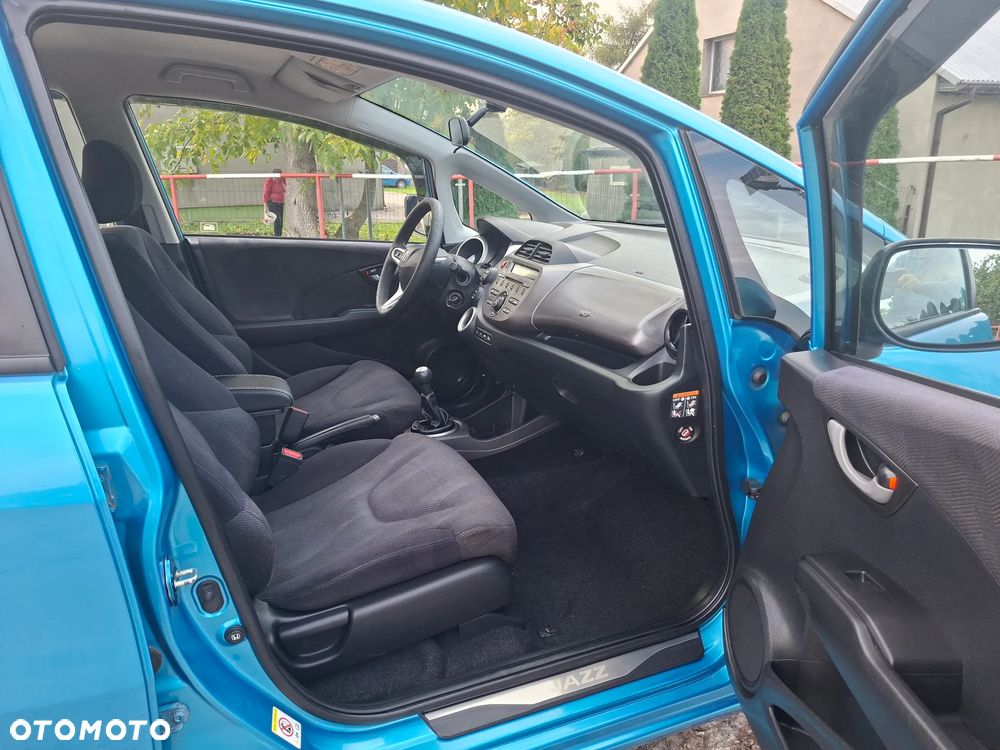 Honda Jazz 1.4 Executive - 27