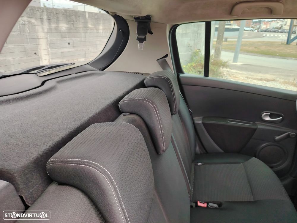 Renault Clio 1.2 16V Dynamique - 10