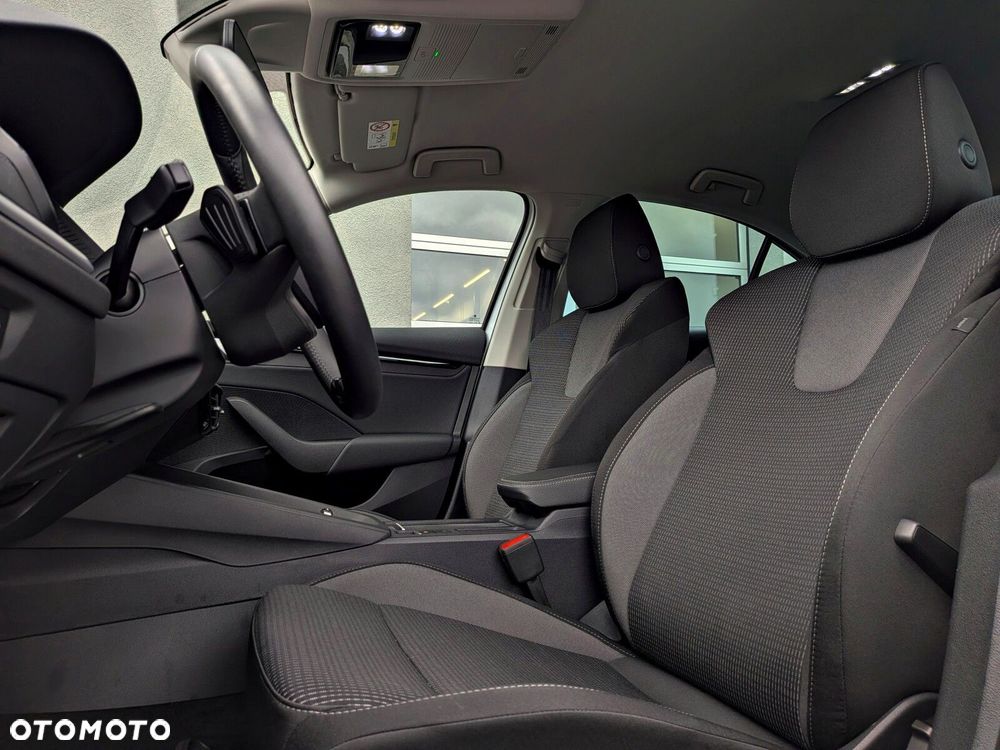 Skoda Octavia 1.5 TSI mHEV Selection DSG - 10