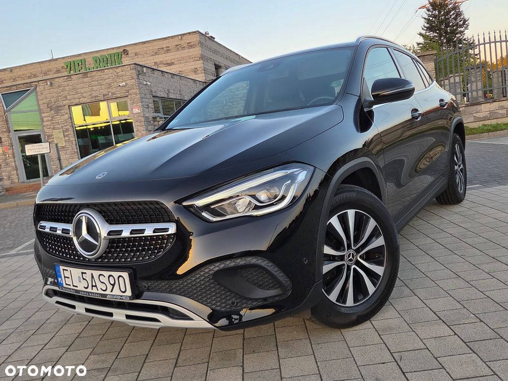 Mercedes-Benz GLA 200 Business Edition - 16