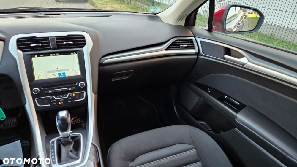 Ford Mondeo Turnier 2.0 TDCi Start-Stopp PowerShift-Aut Business Edition - 24