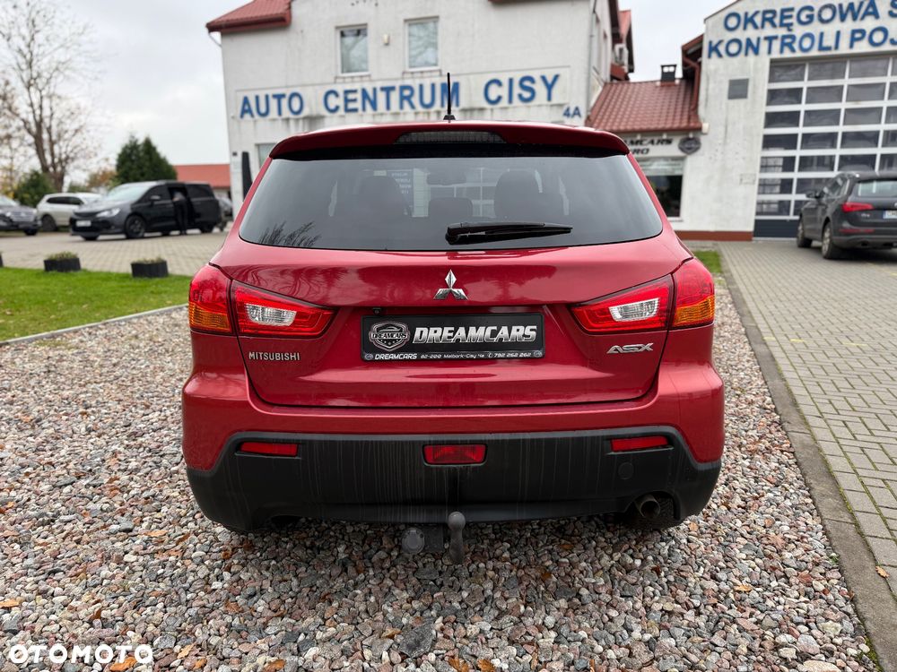 Mitsubishi ASX - 5