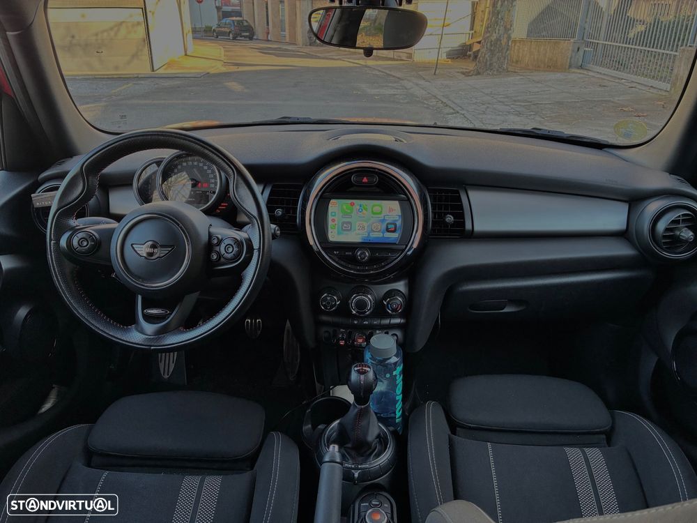 MINI 5 Portas Cooper D - 17