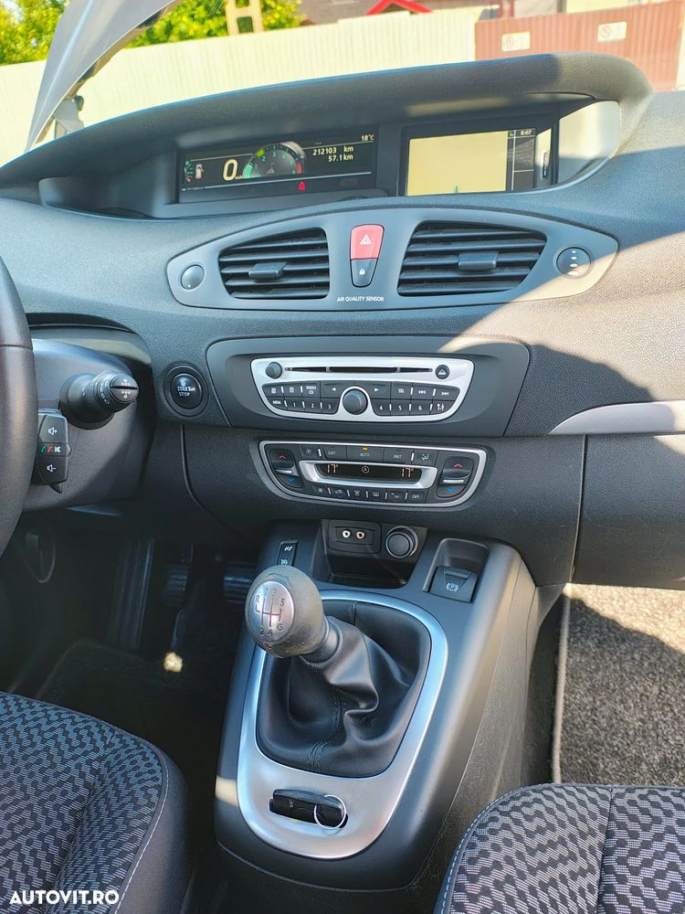 Renault Scenic - 7