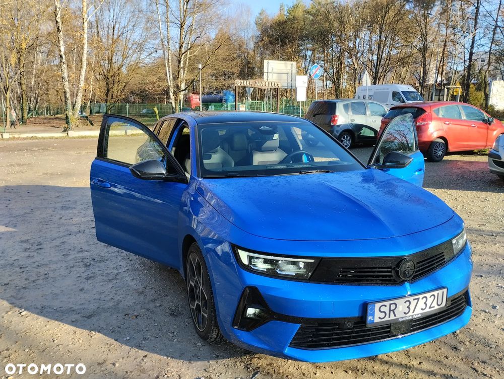 Opel Astra 1.2 T Ultimate S&S - 4