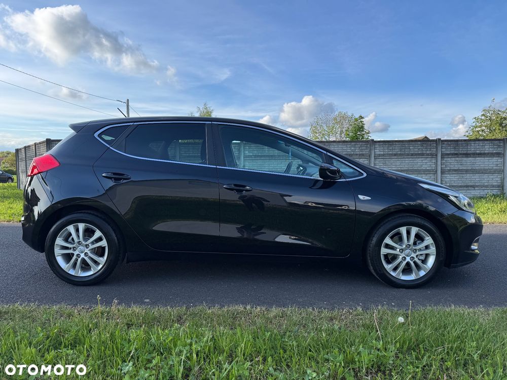 Kia Ceed - 7
