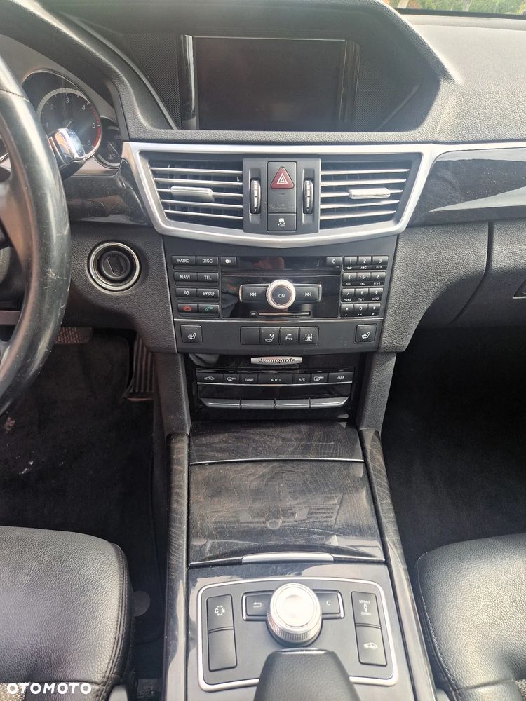 Mercedes-Benz Klasa E 350 CDI DPF BlueEFFICIENCY 7G-TRONIC Avantgarde - 10