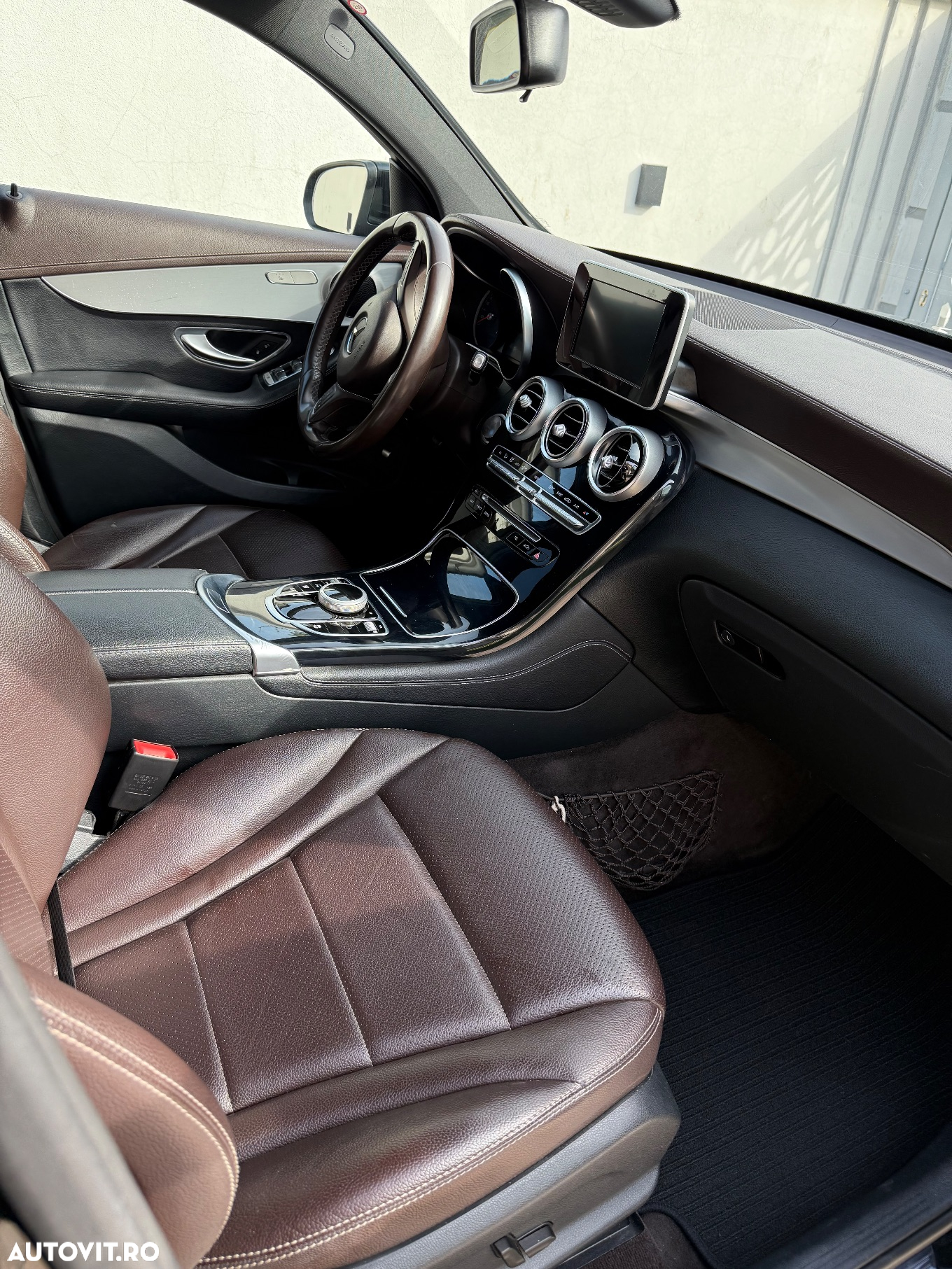 Mercedes-Benz GLC Coupe 220 d 4Matic 9G-TRONIC - 8