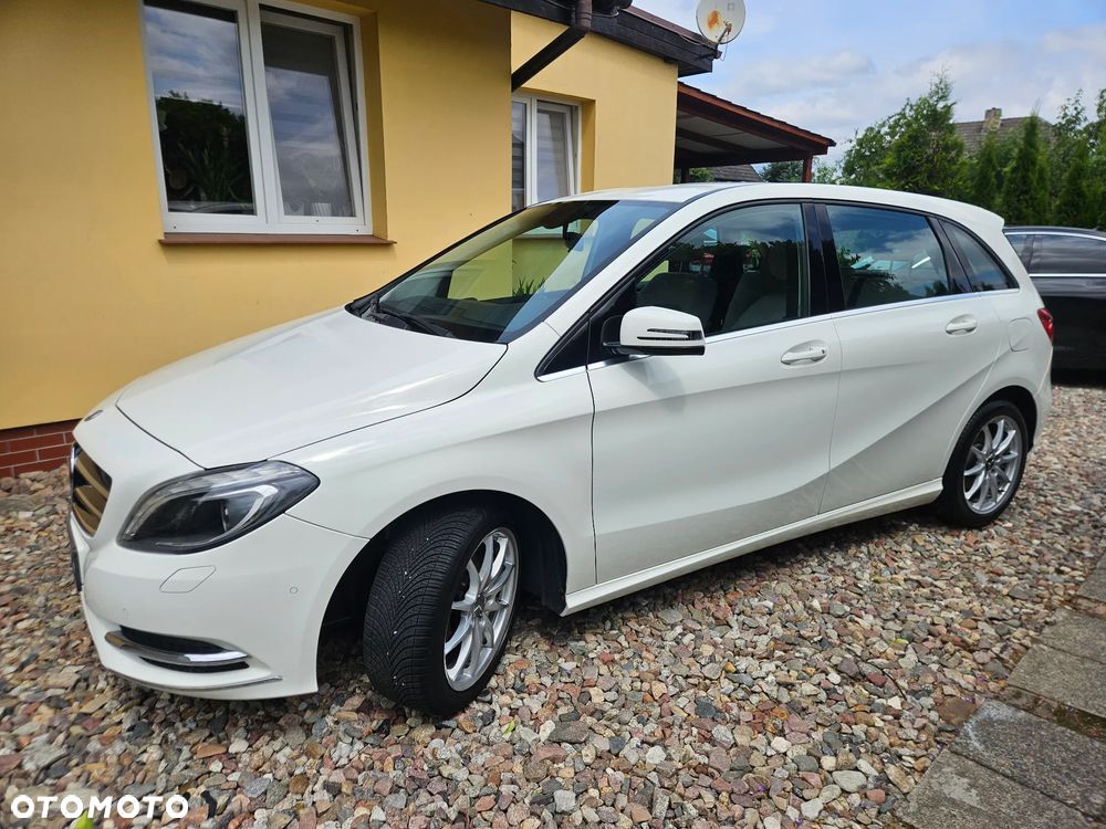 Mercedes-Benz Klasa B 180 - 33