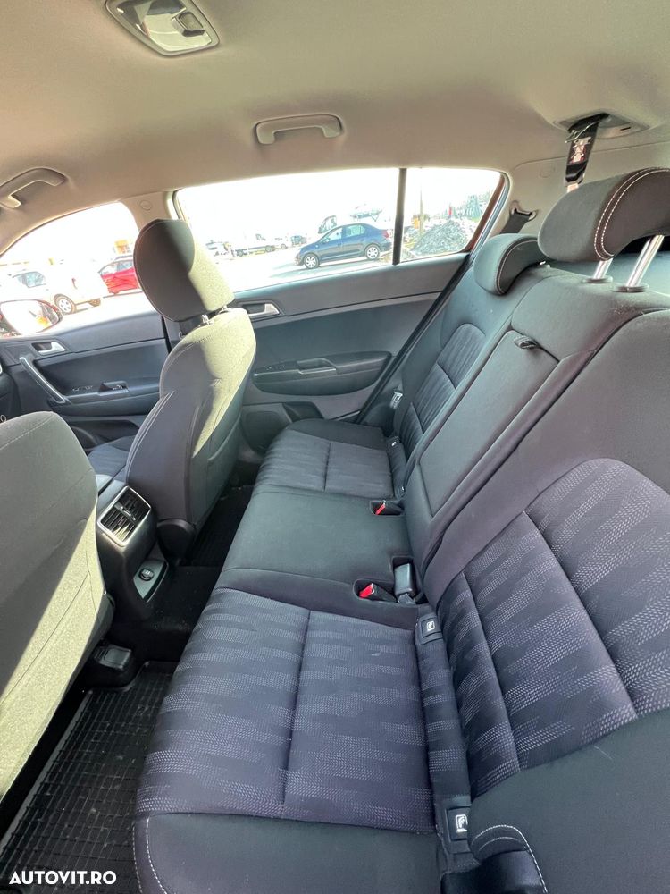 Kia Sportage 1.6 DSL 7DCT HP 4x4 GT Line - 10