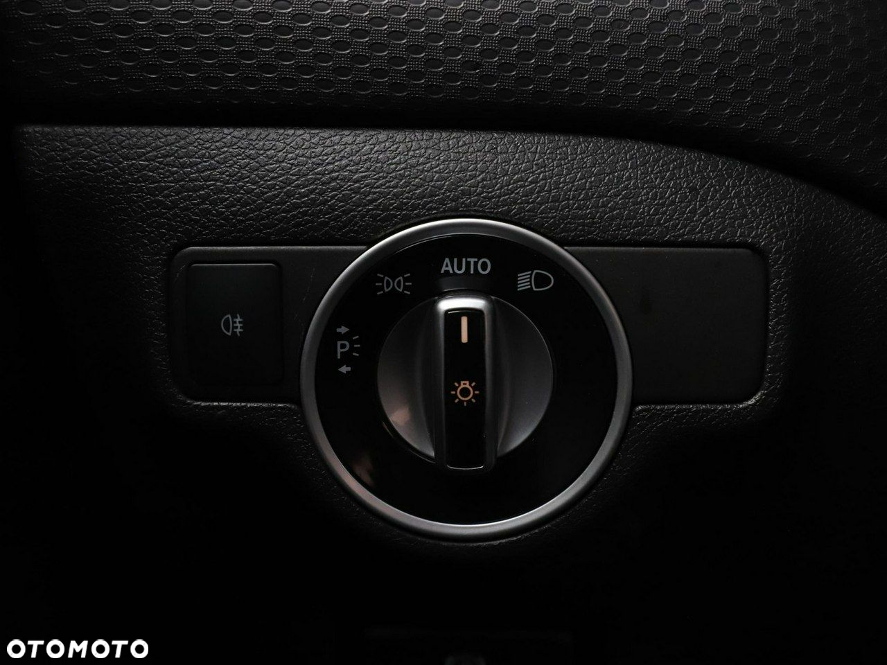 Mercedes-Benz Klasa A 180 (BlueEFFICIENCY) Style - 29
