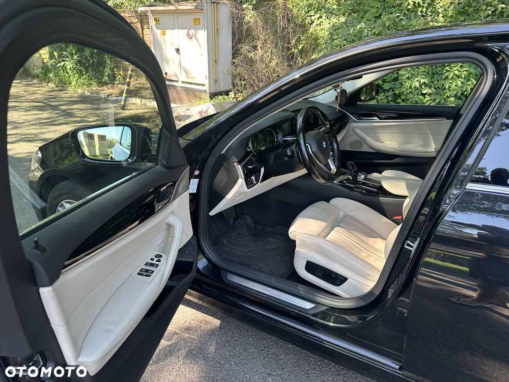 BMW Seria 5 - 21